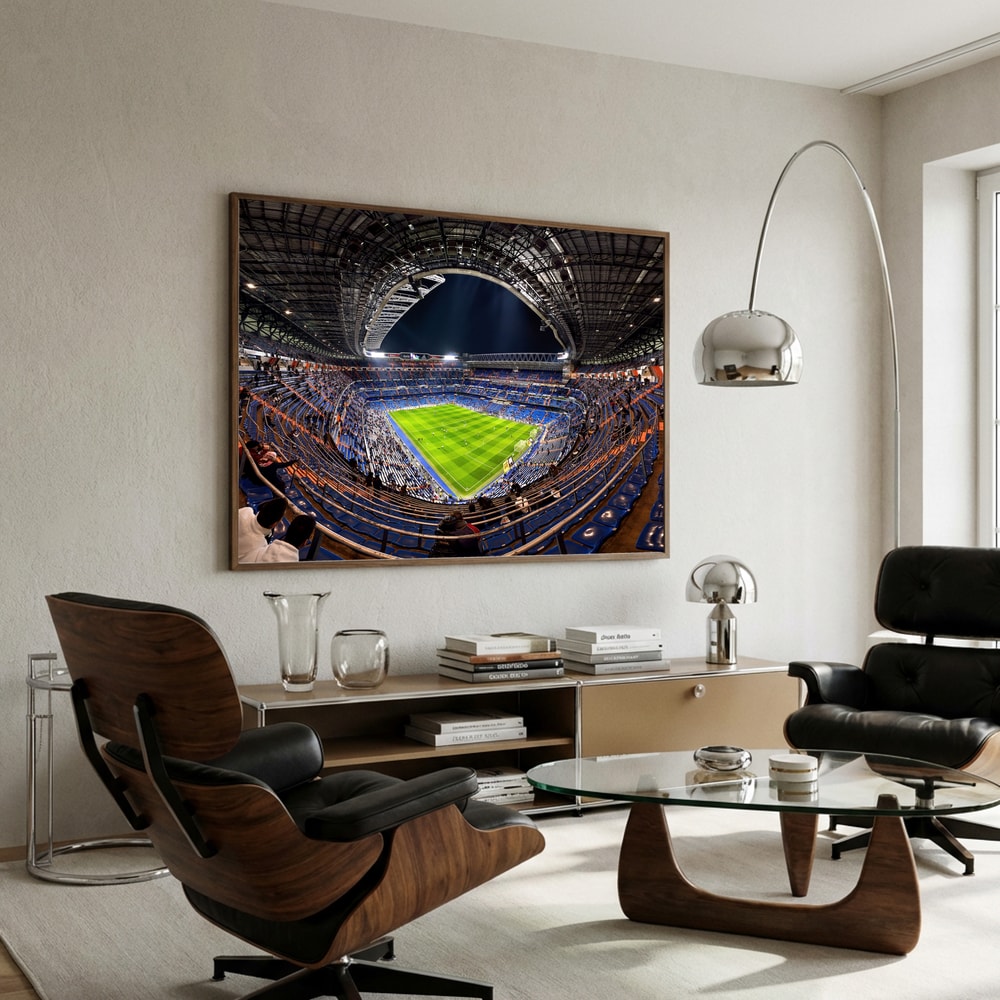 Poster eines Fußballstadions bei Nacht