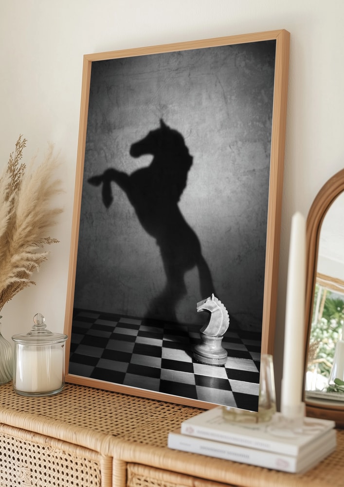 Poster mit dem Schatten eines Schachspringers