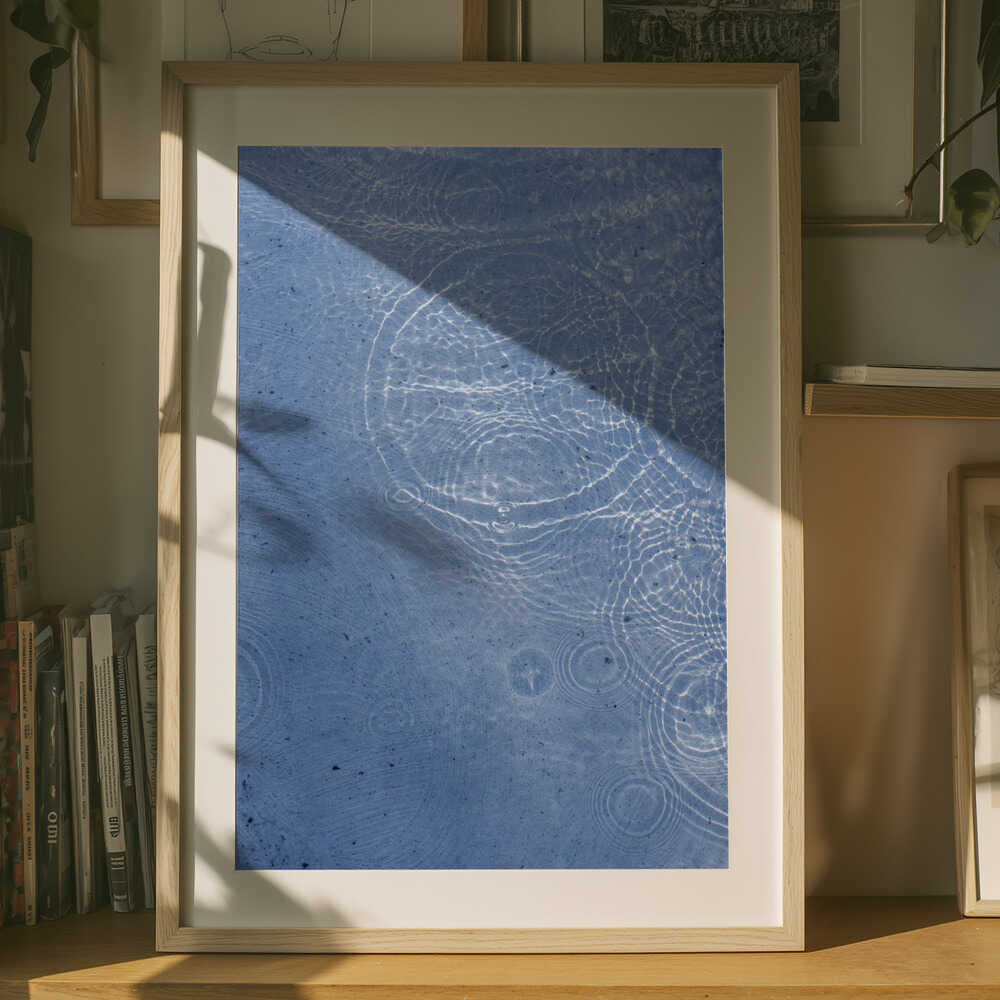 Ruhige blaue Wasserwellen Poster