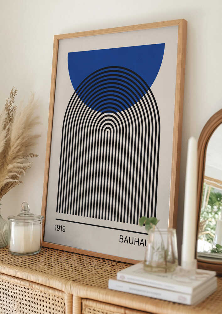 Poster mit abstrakten blauen Bögen